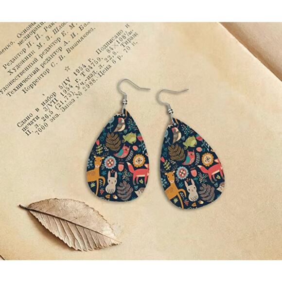 Woodland Animals Leaf Print Faux Leather Teardrop Earring NEW - Picture 6 of 6